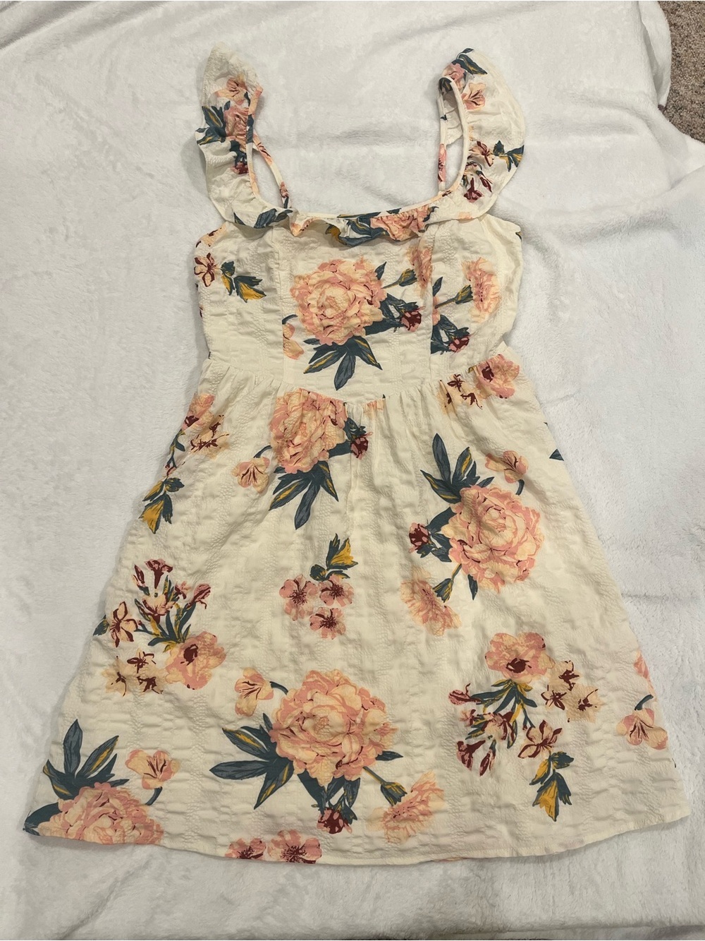 ILLA ILLA Floral Ruffle Smocked Dress Small